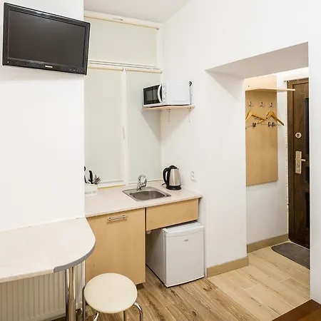 Apartment On Sholom Aleykhema 8 Lviv Exterior photo