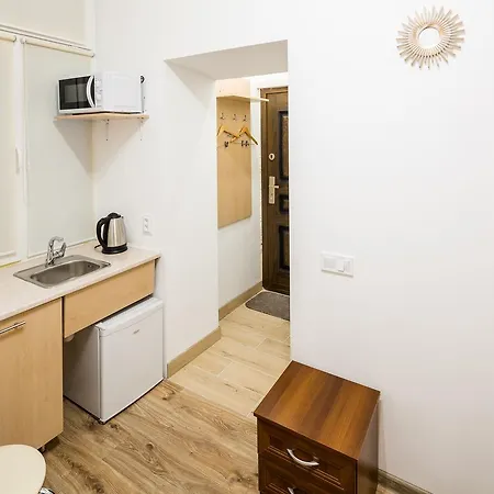 Apartment On Sholom Aleykhema 8 Lviv Exterior photo
