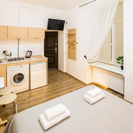 Apartment On Sholom Aleykhema 8 Lviv Exterior photo